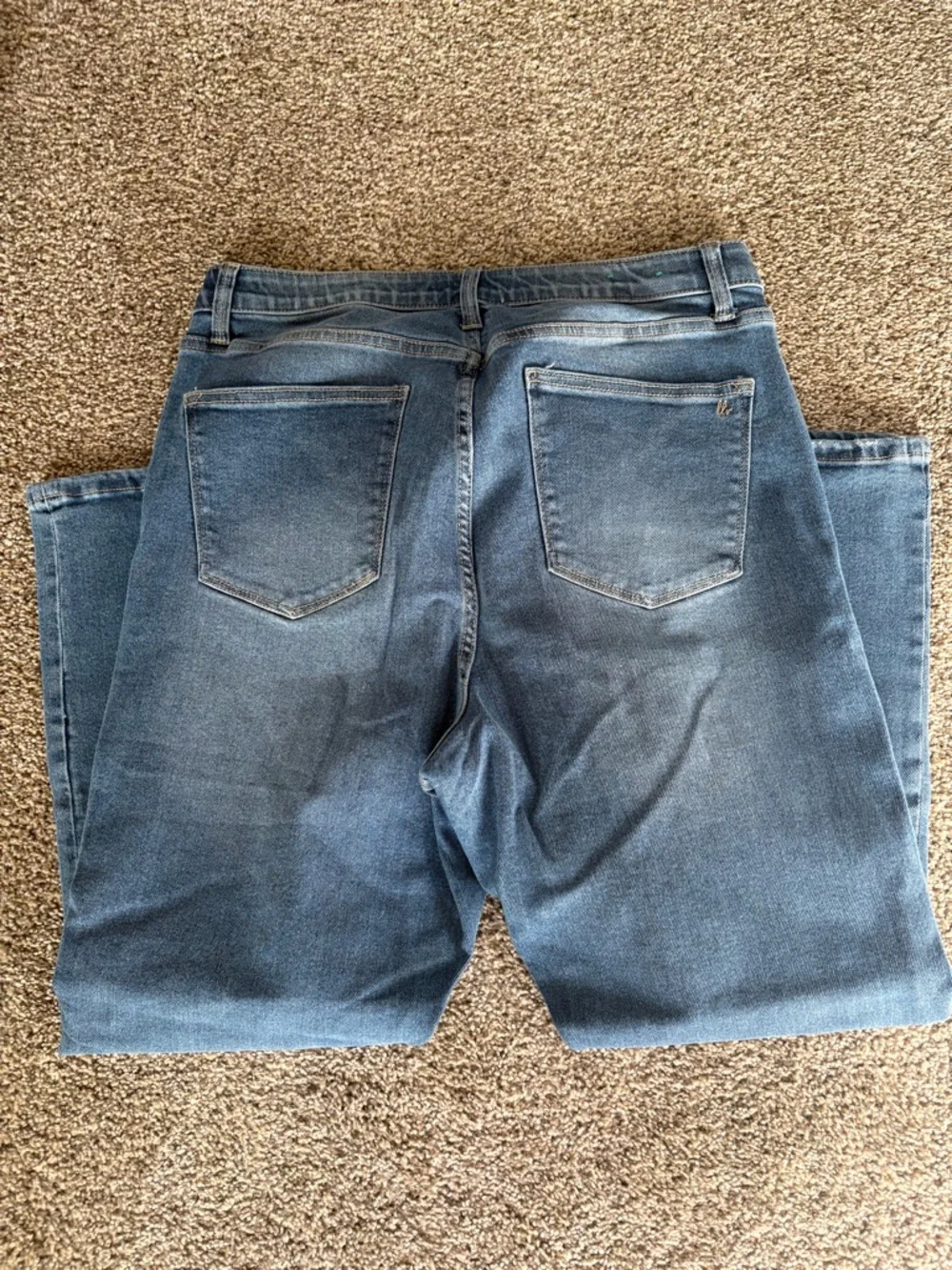 LuLaRoe Women's Blue Jeans - Picture 2 of 2